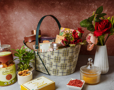 Tea Time Basket