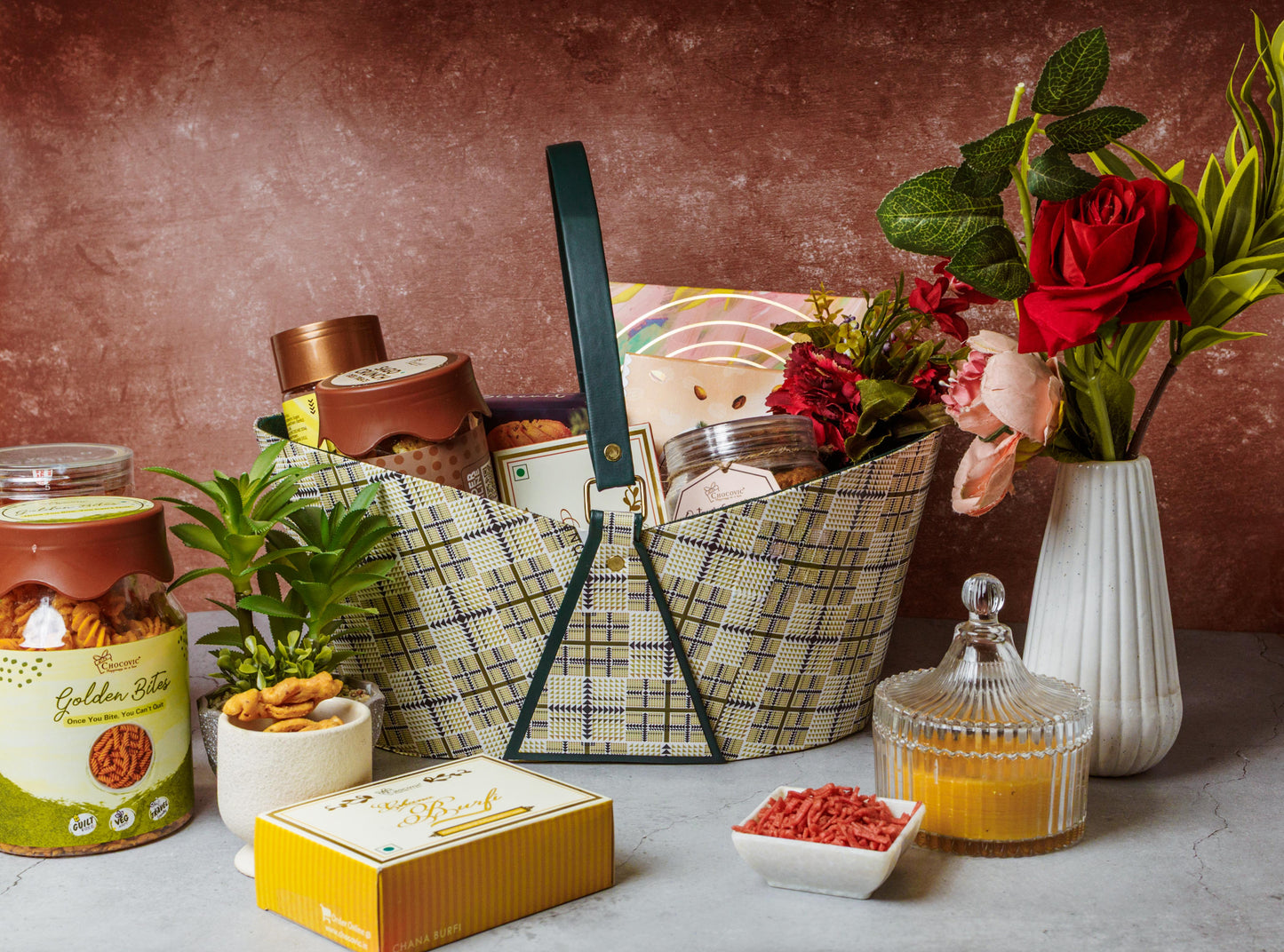 Tea Time Basket