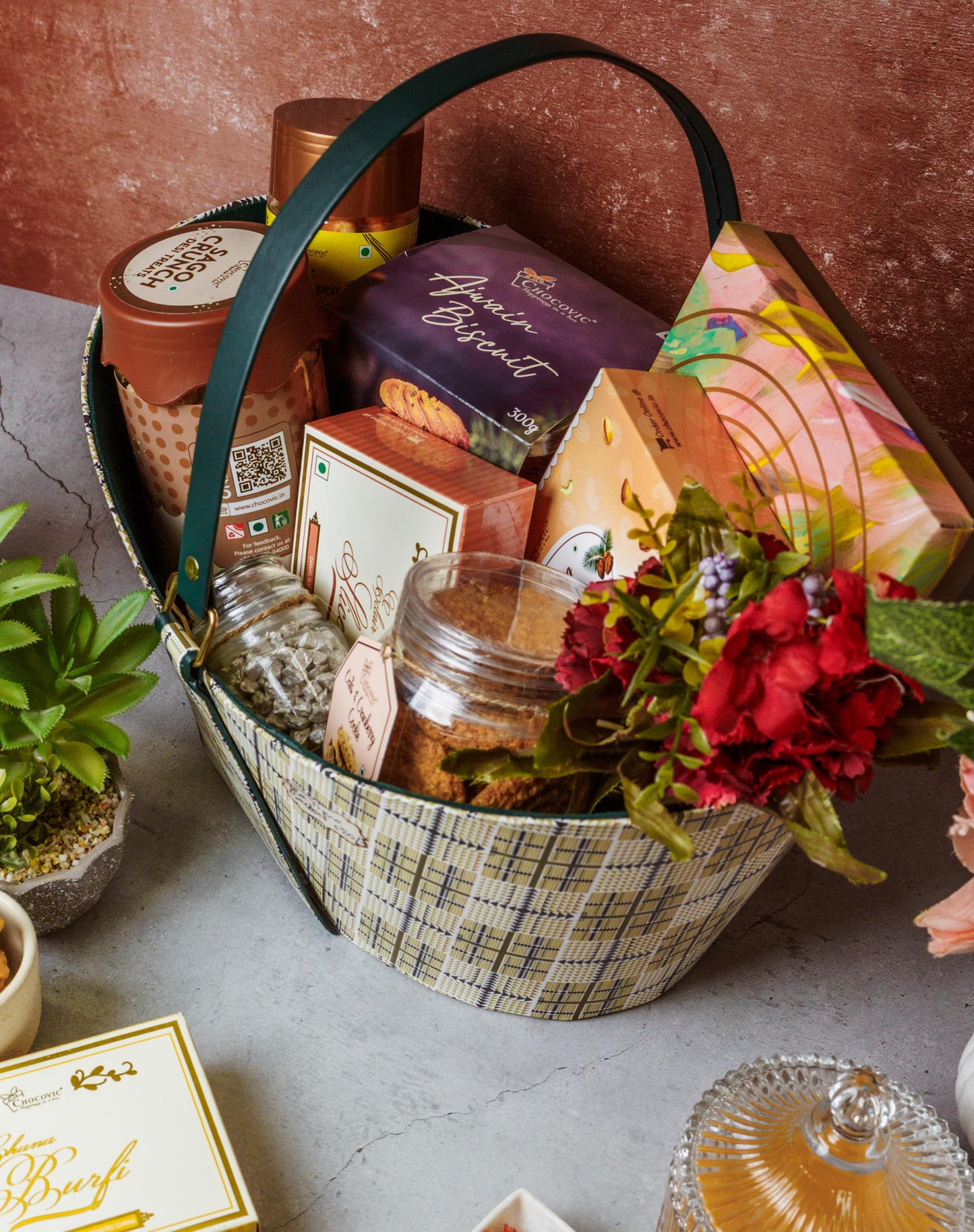 Tea Time Basket