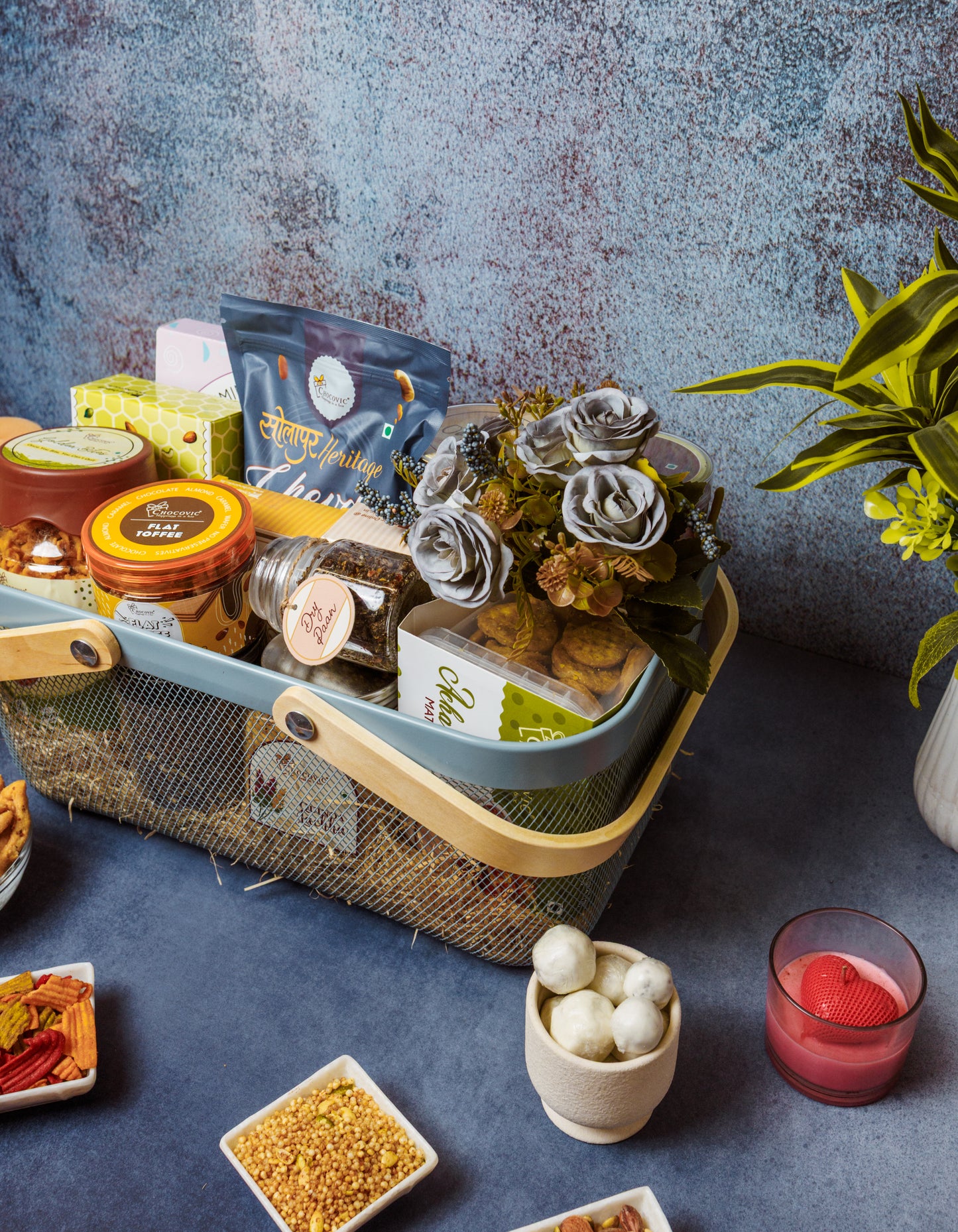 Meta wood Big Hamper